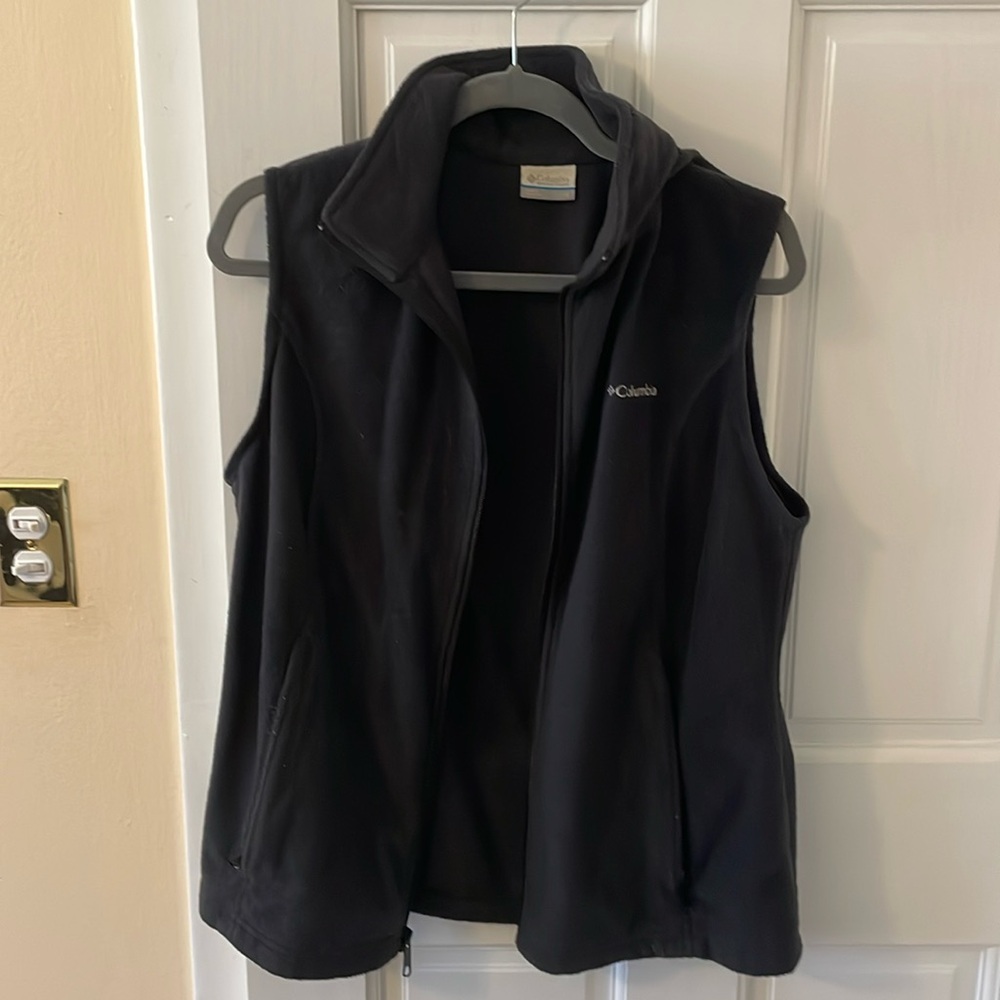 Columbia fleece vest